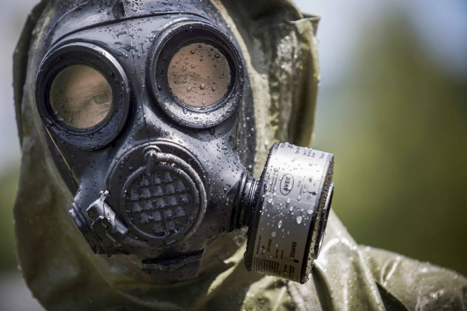 Masque à gaz NASUM Respirateur Sécurité Chimique Militaire Masque à gaz en  caoutchouc avec 705 filtre Protection sécurité Masque réutilisable