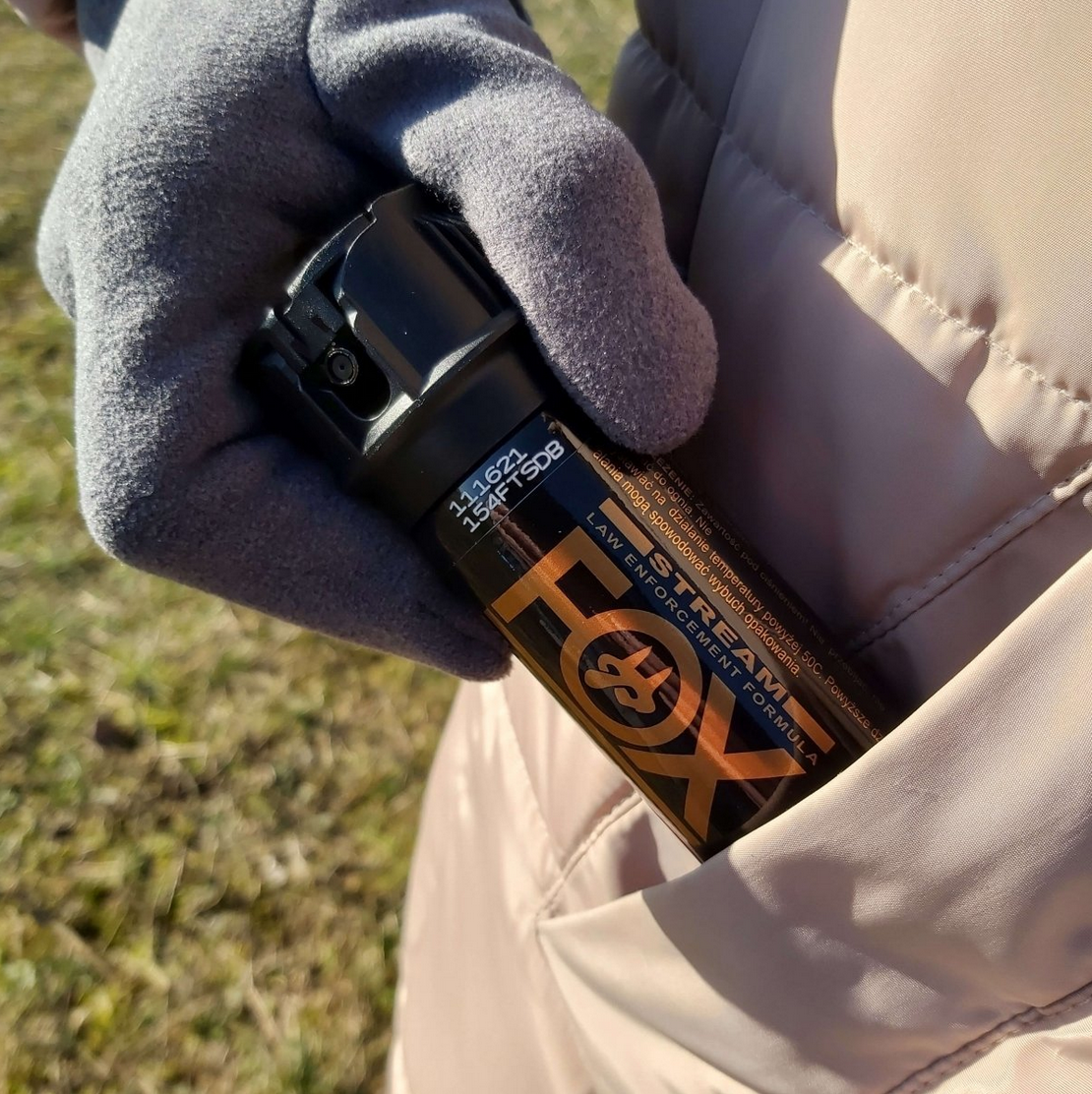 Fox Labs Five Point Three 2TM Defense Spray - STREAM 43ml aresmaxima.com