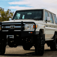 SAV Toyota Land Cruiser 76 series 4.5 litres V8